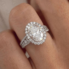 Anello Moissanite Halo taglio ovale TCW 2.20 per donna