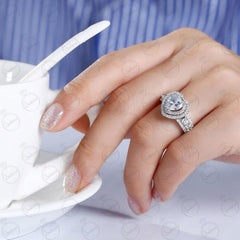 Anello Moissanite Halo con taglio a cuore TCW da donna