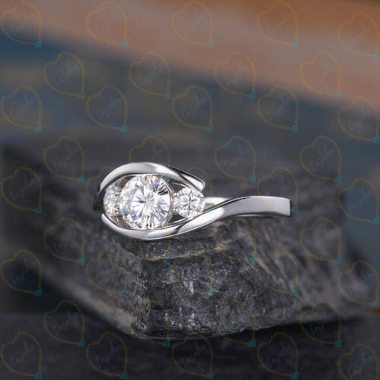 1.00 TCW Round Cut 3 Stone Lab Grown Diamond Ring for Women