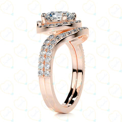 0.90 CTW Round Cut Halo Lab Grown Diamond Ring for Women