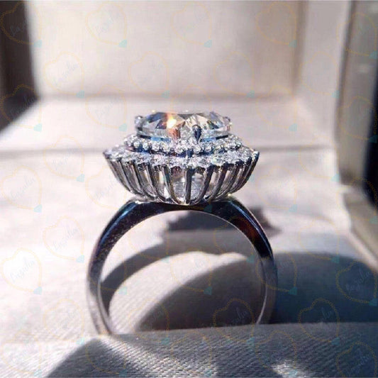 Anello con diamante coltivato in laboratorio con taglio a cuore Halo da 1,00 TCW per donna