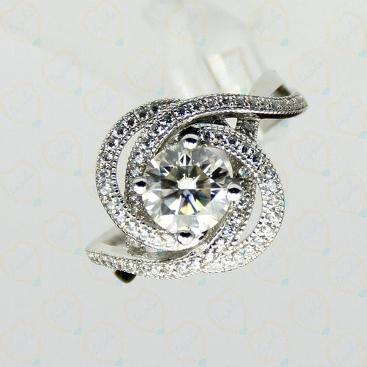 Anello da donna con diamante di laboratorio intrecciato taglio rotondo TCW da 1,00