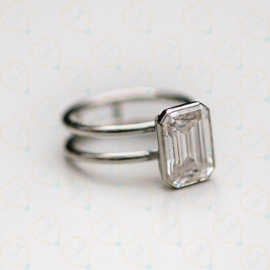 2.50 TCW Emerald Cut Unique Lab Grown Diamond Ring for Women