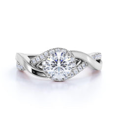 Round Brilliant Cut Lab-Grown Diamond Ring for Women