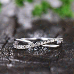 0.70 CTW Round Cut Twisted Lab Grown Diamond Ring for Women