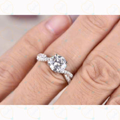 1.70 TCW Round Cut Twisted Lab Grown Diamond Ring for Women