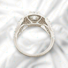 0.90 TCW Round Cut Split Shank Lab Grown Diamond Ring for Women