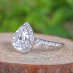 1.20 CTW Pear Cut Bridal Set Lab Grown Diamond Ring for Women