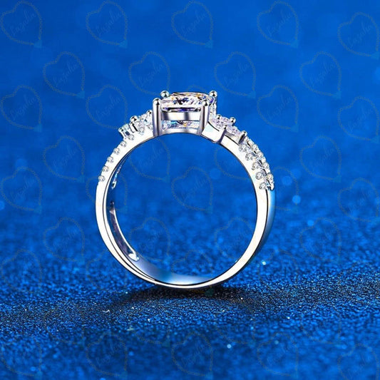 0.50 TCW Round Cut Unique Lab Grown Diamond Ring for Women