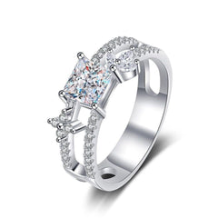 0.50 TCW Round Cut Unique Lab Grown Diamond Ring for Women